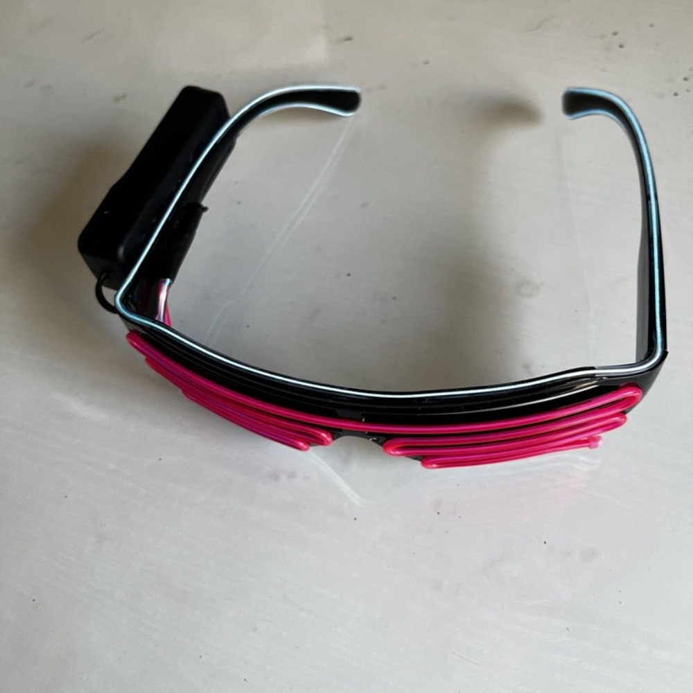 Fashion Wireless LED Glowing G - огляд і ціна Glow In The Dark Party Glasses